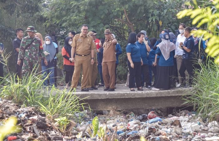 Dinkes Deliserdang Sosialisasikan Kesehatan dalam Aksi Bersih Sungai Percut Sei Tuan