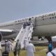 Lihat foto-foto menegangkan saat pesawat Saudi Arabian Airlines terbakar