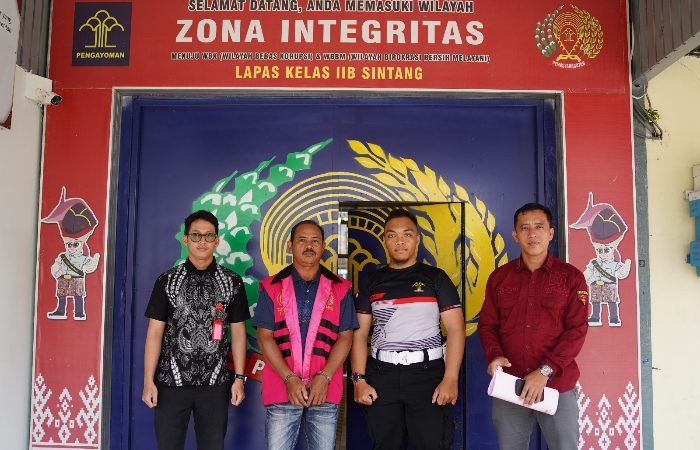 Dugaan Kasus Korupsi APBDes T/A 2022 Kades Hulu Dedai Ditahan Kejari Sintang
