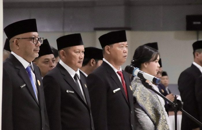 39 Caleg Terpilih Ikuti Prosesi Pengucapan Sumpah Janji Sebagai Anggota DPRD Sintang Periode 2024-2029