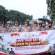 Polwan Jakarta Barat peringati Hari Jadi ke-76 dengan aksi sosial, membagikan 400 bunga dan snack serta bersihkan Vihara Khema Tjouw Soe Kong