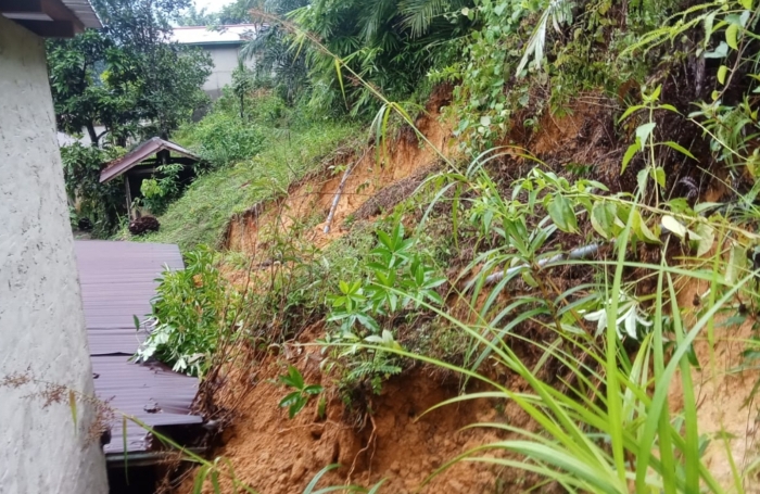 BPBD Sekadau mengingatkan warga waspadai banjir, longsor, dan cuaca ekstrem