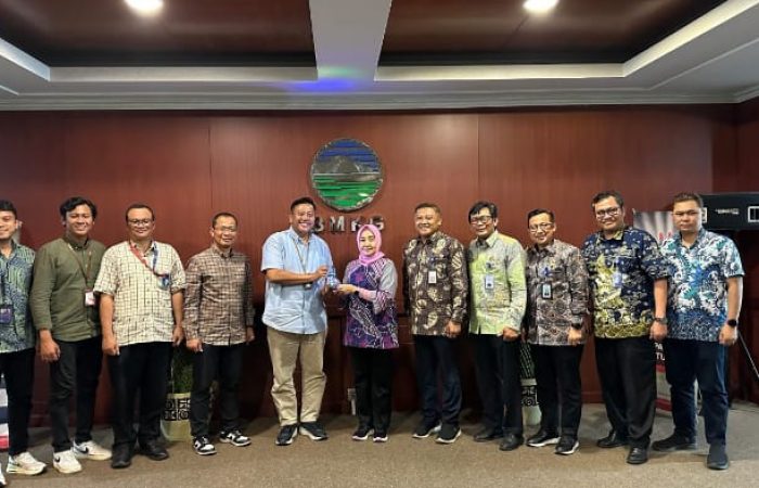 BMKG Ajak Jaringan Komunikasi Satelit Telkomsat Untuk Perkuat Informasi MKG