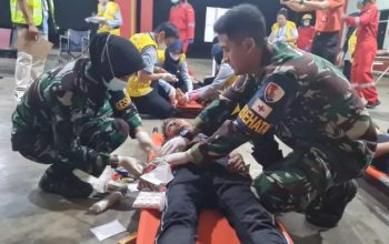 Komandan Lanud SMH Pimpin Simulasi Darurat di Bandara SMB II Palembang