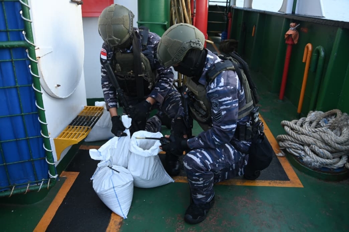 Mengulas Latihan Kolaborasi Laut–Udara TNI 3 Mengulas Latihan Kolaborasi Laut–Udara TNI 3