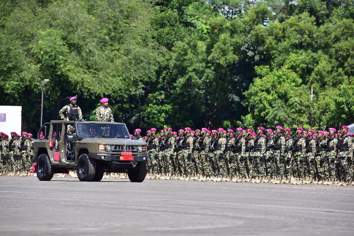 Panglima TNI Resmi Jadi Warga Kehormatan Marinir 2