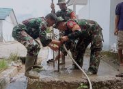 Satgas Gulbencal Kodam I/BB Bangun Sumur Bor Air Bersih untuk Pengungsi di Tukka