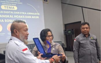 Peringati HPN 2026, SMSI Kalbar Gelar FGD Strategi Menangkal Hoaks dan Media Sosial Ilegal Peringati HPN 2026, SMSI Kalbar Gelar FGD Strategi Menangkal Hoaks dan Media Sosial Ilegal