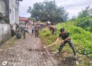 Wujudkan Gerakan Indonesia Asri, Koramil 1310-01/Bitung Gelar Karya Bakti Bersihkan Lingkungan Pateten Satu