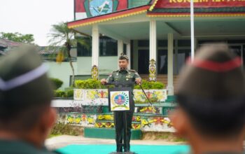 Usai Upacara 17-an, Danrem 121/Abw Ingatkan Prajurit Pentingnya Toleransi dan Keimanan