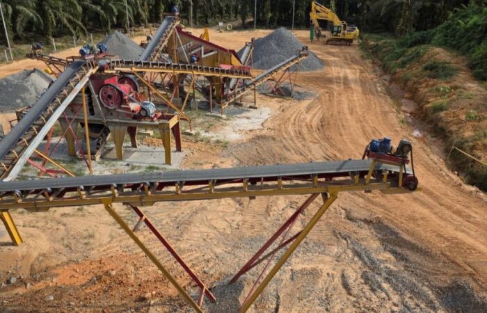 Nomor Wartawan Diblokir kapolsek Usai Konfirmasi, Aktivitas Galian C  PT GUM di Belitang Hulu Sekadau