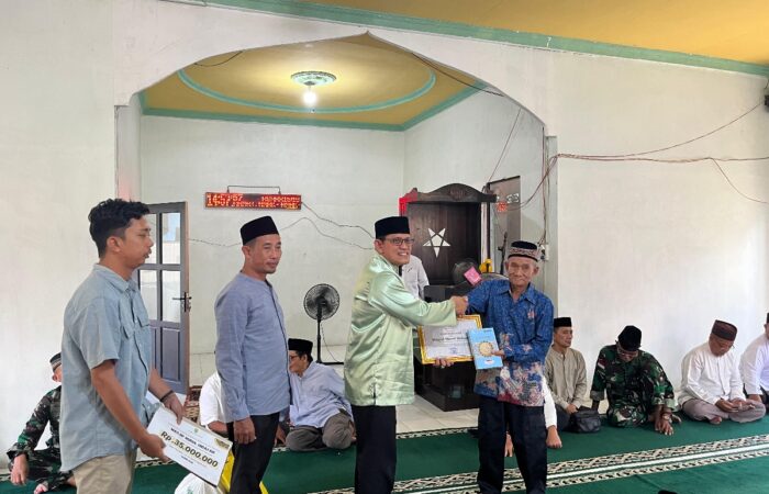 Safari Ramadhan di Teluk Keramat, Danramil dan Forkopimda Sambas Perkuat Ukhuwah dengan Masyarakat