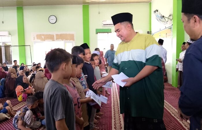 Ketua DPRK Santuni Seribu Lebih Anak Yatim wilayah Dapil II di Aceh Tenggara