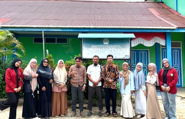 Pelatihan AI untuk Guru SD Sintang, UM Pontianak Dorong Transformasi Digital Pembelajaran Slug: pelatihan-ai-guru-sd-sintang-um-pontianak