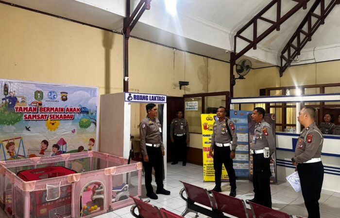 Pembinaan Regident Ditlantas Polda Kalbar di Polres Sekadau Tingkatkan Kualitas Layanan SIM dan Samsat