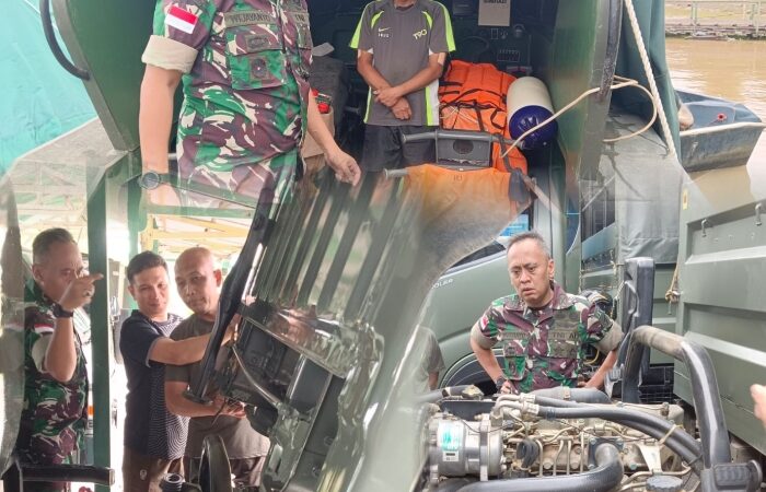 Pastikan Kesiapan Operasional, Kasilog Kasrem 121/Abw Cek Kendaraan Dinas