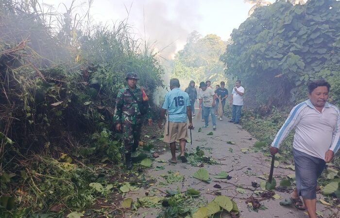 Sinergi TNI dan Masyarakat, Babinsa Koramil 1310-01/Bitung Gelar Karya Bakti di Paceda Dukung Gerakan Indonesia Asri