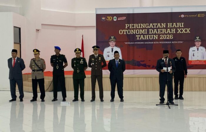 Kepala Staf Kodim 1206/Putussibau Hadiri Upacara Peringatan Hari Otonomi Daerah Ke-30 Tahun 2026