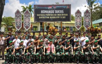 Danrem 121/Abw dampingi Pangdam XII/Tanjungpura Kunjungi Pos Kotis Nanga Badau, Berikan motivasi dan Semangat Prajurit Penjaga Perbatasan RI-Malaysia