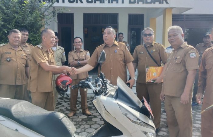 Inspektorat Agara Sidak Kantor Camat Badar, Periksa Kendaraan Dinas Kepala Desa
